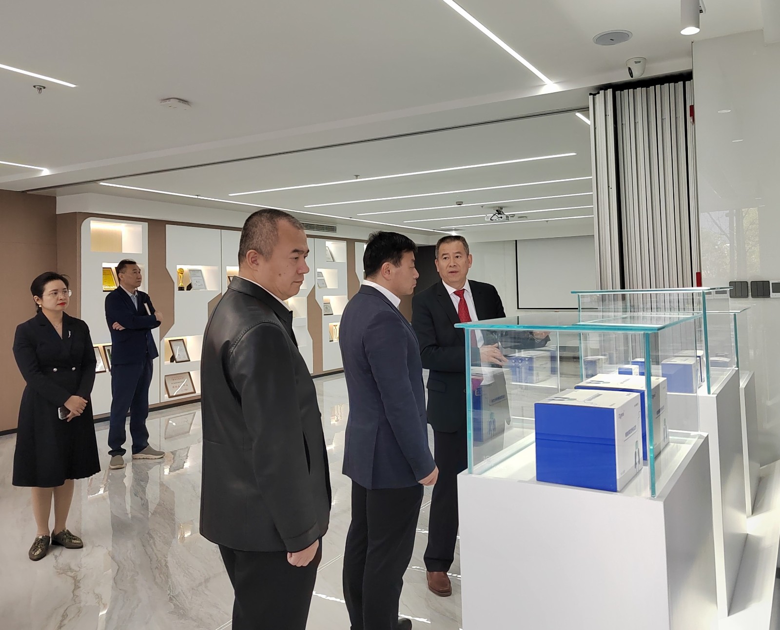 2-參觀.jpg